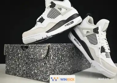 Air Jordan 4 “Military Black” 0528